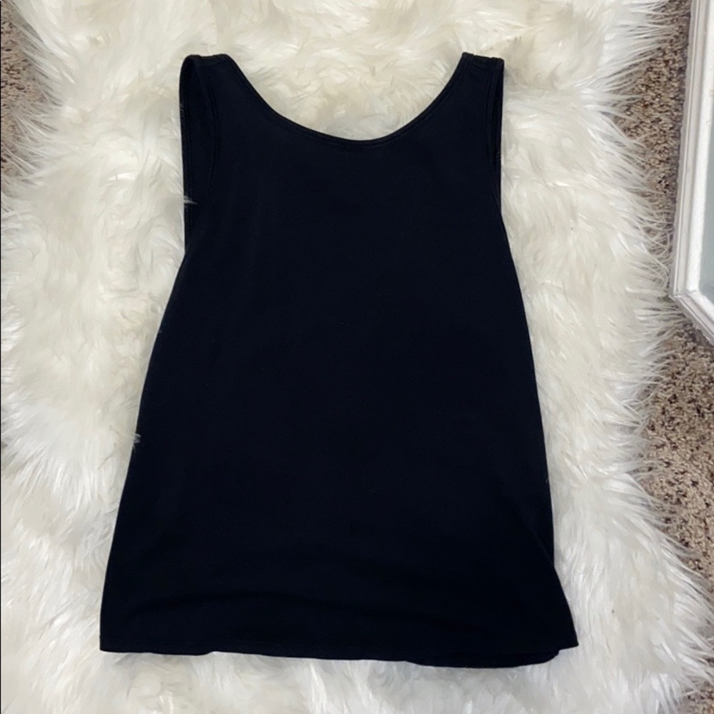 Lululemon tank size 4
